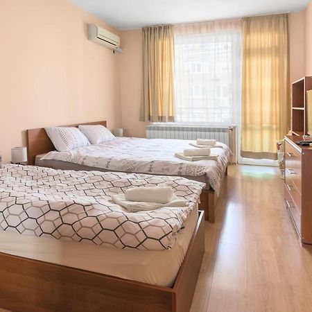 Like Home Burgas Extérieur photo
